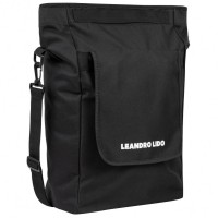 LEANDRO LIDO "Rapallo" cycling bicycle Bag 20 L black: Цвет: Brand: LEANDRO LIDO Material: 100%polyester Brand logo on the suspension flap Dimensions (HxWxD): 48 x 30 x 15 cm Volume: 20L Bag for hanging on the luggage rack Toploader design, with plenty of space for luggage, documents and shopping For all standard bicycle racks with a wheel size of 26 inches or more Hook attachment, quick and easy to attach and detach from luggage rack usable for right or left can be combined with a second Bag water-repellent surface detachable, size-adjustable shoulder strap two sturdy carrying handles Main compartment with zip inside a small pocket with zipper Flap marked hook-and-loop fastener on the back ideal for transporting a lot of luggage durable material NEW, with tags &amp; original packaging
https://www.sportspar.com/leandro-lido-rapallo-cycling-bicycle-bag-20-l-black
