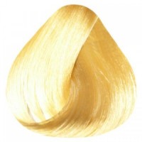 Estel de luxe краска уход 10.33 светлый блондин 60 мл: ESTEL представляет линейку De Luxe, основная палитра для высококачественного окрашивания и ухода за волосами.
Краска-уход De Luxe – это стойкое окрашивание, яркие цвета, бриллиантовый блеск и глубокий уход, полное закрашивание седины и ровный тон.
Волосы становятся мягкими, как шелк, полезные вещества в составе обеспечат им питание и бережную заботу.
Благодаря своим качествам, продукция ESTEL De Luxe завоевала прочные позиции на отечественном рынке, и известна многим женщинам, стремящимся к разнообразию образов. Богатая палитра на любой самый притязательный вкус.
Способ применения: для профессионального использования в салонах красоты, парикмахерских, возможно самостоятельное применение в домашних условиях. В упаковке присутствует инструкция, в соответствии с которой следует применять средство. Смешивается с оксигентами DE LUXE 3%, 6%, 9% 1:1 или с активатором DE LUXE 1,5% 1:2.