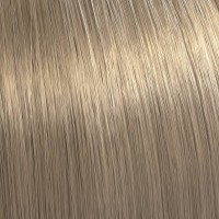 Иллюмина колор краска для волос 9/19 60мл: Окрашивание краской Иллюмина колор  дарит волосам не только естественный, сияющий и мягкий цвет, но и защиту структуры волос. Кроме того, волосы после окрашивания выглядят очень ухоженными и возникает потрясающий эффект ламинирования волос. Благодаря запатентованной формуле, лучи света могут проникать глубоко внутрь волоса и создавать зеркальный блеск и переливы при любом освещении!
9/19 очень светлый блонд пепельный сандре
Применение: Смешивать с оксидом в пропорции 1:1. Если необходимо осветлить волосы на 3 тона, то смешивать с окидом 12%, если на 2 тона, то с оксидом 9%, а для осветления на 1 тон, закрашивания седины, окрашивания тон в тон или темнее смешивать с оксидом 6%. Если количество седых волос менее 70%, то можно просто окрашивать волосы выбранным цветом, если количество седых волос более 70% - необходимо смешать выбранный цвет с базовым в соотношении 1:1. Выдерживать на волосах 30-40 минут.