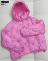 Куртка весна 1717558-3: Цвет: розовый_x000D_
_x000D_
Ткань: Плащовка.
Наполнитель: Холлофайбер.
Подкладка: Полиэстер.