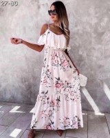 Платье: https://vk.com/fashion_ansor?w=wall-199726057_41397
В наличии: (44-46)(48-50)(52-54) (размер в размер)