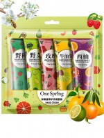 Набор кремов для рук One Spring 5шт: Цвет: https://www.kosmetichca.ru/product/nabor-kremov-dlya-ruk-one-spring-5sht/
Набор мини кремов для рук отличный дорожный вариант. Крема созданы на основе натуральных природных экстрактов и масел. 1). Питательный крем с маслом авокадо. 2). Освежающий крем с маслом дамасской розы. 3). Восстанавливающий крем для рук с экстрактом овощей (морковь, горох, огурец). 4). Осветляющий крем для рук с цитрусами (помело). 5). Питательный омолаживающий крем для рук с коровьем молоком и маслом Ши. питательные элементы, огурца экстракт, авокадо масло, розы дамасской лепестки, молока козьего экстракт, клубника органическая, моркови корня экстракт, натуральные растительные экстракты, гороха пептиды, помело цукаты, масло ши