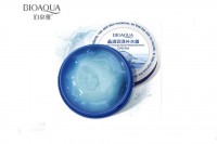 Крем для лица Bioaqua Crystal Cream: Цвет: https://www.kosmetichca.ru/product/krem-dlya-litsa-bioaqua-crystal-cream/
BioAqua Crystal Through Moist Replenishment Cream — это увлажняющий крем для лица с гиалуроновой кислотой. Он помогает быстро восстановить здоровье кожи, улучшить её цвет, устранить сухость и шелушение, придать лицу свежий и ухоженный вид. Активные ингредиенты Минеральная вода. Минеральная вода активно увлажняет кожу, насыщает ткани витаминами, улучшает метаболические процессы, выводит шлаки и токсины. Глицерин. Этот компонент абсорбирует влагу из окружающего пространства и помогает ей удерживаться внутри эпидермиса, помогая создать оптимальный уровень увлажнённости и защитить кожу от пересушивания. Пропилен гликоль. Этот компонент обладает смягчающими и увлажняющими свойствами. Он активно воздействует на огрубевшую кожу, улучшая её текстуру и разглаживая рельеф. Гиалуронат натрия. Это вещество является мощным увлажнителем, который впитывает молекулы воды и удерживает их в глубоких слоях кожи, помогая нормализовать степень влажности на долгий срок. Преимущества использования Быстрое увлажнение. Крем моментально увлажняет ткани, устраняет сухость и стянутость, гармонизирует гидробаланс и поддерживает нормальное соотношение влаги в течение всего дня. Разглаживание. Крем подтягивает и разглаживает кожу, уменьшает глубину морщин, улучшает цвет лица, повышает гладкость, упругость и эластичность дермы. Оздоровление. Крем успокаивает, восстанавливает и оздоравливает кожу, избавляет её от микробов, избыточной жирности и болезнетворных проявлений. Он также ускоряет заживление повреждений, улучшает кровообращение, делает лицо чистым, свежим и ухоженным. Защита. Крем обволакивает поверхность эпидермиса, создавая стойкое защитное покрытие, которое оберегает от агрессивных воздействий окружающей среды, свободных радикалов кислорода и болезнетворных факторов. Форма выпуска Крем представляет собой гелеобразную витаминную массу, которая упакована в пластиковую голубоватую баночку. Средство закручено винтовой крышкой и запечатано в слюду. Объём продукта — 38 мл. Способ применения Очистите лицо и обработайте тонером. Наберите кончиками пальцев немного крема и равномерно нанесите на кожу. Аккуратно втирайте массажными движениями до полного впитывания. Продукт подходит для ежедневного использования.