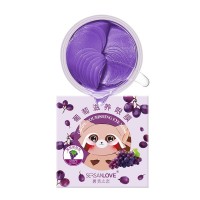 Гидрогелевые патчи для кожи вокруг глаз с экстрактом винограда SersanLove Grape Water Optic Eye Mask 60шт: Цвет: https://www.kosmetichca.ru/product/gidrogelevye-patchi-dlya-kozhi-vokrug-glaz-s-ekstraktom-vinograda-sersanlove-grape-water-optic-eye-mask-60sht/
Кожа в области глаз требует более тщательного ухода, чем на других участках лица. Она практически лишена сальных желез, поэтому нуждается в интенсивном уходе, чтобы свести к минимуму риск появления морщин, отечности и темных кругов. И с этой задачей прекрасно справляются гидрогелевые патчи. Нанесите патчи на лицо на 15-40 минут, как только они начнут подсыхать, их следует снять. Применение экспресс-ухода возможно в любое время: после трудного дня или бессонной ночи. Пока собираетесь на работу завтракаете и одеваетесь, маска за 20 минут подарит коже вокруг глаз свежий и отдохнувший вид. Использовать патчи можно как разово, так и неоднократно 2-3 раза в неделю в течение месяца. Эффект от масок будет накопительным и позволит разгладить мелкие морщинки.