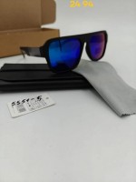 Солнцезащитные очки: https://vk.com/sadavod2494?w=wall-201718670_25738
Цена комплекта очки чехол(кожух) салфетка т транспортировочная коробка 350р
