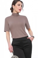 Водолазка Ты в тренде, шик: Цвет: https://dstrend.ru/store/vodolazki/vodolazka_ty_v_trende_shik/
ЦВЕТ: Коричневый
СОСТАВ: 100% вискоза
Сезон: Демисезон
Тип ткани: Трикотаж
Комплектация: Водолазка
Декоративные элементы: Без застежки
Вид застёжки: Воротник-гольф
Назначение: 60
Уход за вещами: Повседневная
Фактура материала: Короткие
Пропорции: Бережная стирка при 30 градусах
Рост: Трикотажный
Размер: 89 - 63 - 95 см
Опт без скидки: 169 см
Входит в коллекцию: 44
Комментарий к товарам: 580
Водолазка – это стильный и удобный элемент гардероба на демисезонный период. Данная модель выполнена в коричневом цвете, что сделает ваш образ ярким и неповторимым.
Водолазка изготовлена из качественного трикотажа, который обеспечивает превосходную посадку по фигуре и комфорт при носке. Материал обладает хорошей эластичностью, что позволяет сохранить форму изделия даже после многочисленных стирок.
Демисезонный вариант данной модели подойдет для носки в переменчивую погоду, когда температура воздуха колеблется между прохладой и теплом.
Воротник-гольф водолазки обеспечивает дополнительную теплоизоляцию, защищая шею от холодного ветра. Такой дизайн воротника также придает изделию элегантный и стильный вид.
Водолазка является удобным вариантом для повседневной носки, а также позволяет комбинировать ее с различными элементами гардероба.
Уход
Бережная стирка при 30 градусах
Дополнение
Цвет изделия на фотографии может отличаться от фактического товара, что связано с искажением цветопередачи монитором, настройками фотоаппаратуры и прочими факторами