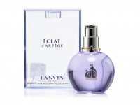 Lanvin Eclat d'Arpege, Edp, 100 ml (пластик. короб): Цвет: https://www.kosmetichca.ru/product/5070/
Выпущенный в 2002 году Éclat d'Arpège от марки Lanvin классифицируется как женский аромат и принадлежит семействам Фруктовые и Цветочные. Его автором является парфюмер Карин Дюбрёй. Éclat d'Arpège входит в коллекцию Eclat d'Arpege.Композицию составляют следующие ноты и аккорды: Амбра, Чай, Кедр, Мускус, Османтус, Персиковый цвет, Пион, Петитгрейн, Сирень и Вистерия (глициния).Чувственный и тонкий аромат Lanvin Eclat Darpege (духи Ланвин Эклат Дарпеж) подарит своей поклоннице яркие, лучистые и ослепительные краски жизни на каждый день, сделает ее еще более женственной, прекрасной и обаятельной. Аромат вызывает ассоциации с рассветом в самом известном романтическом городе мира Париже, когда на небе только появляются нежные розовые тона, а в воздухе становятся слышны голоса птиц