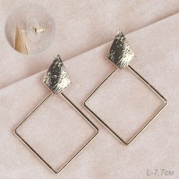 Серьги / 819 /уп 12/: Цвет: https://galeontrade.ru/catalog/bizhuteriya/sergi_1/18357/
Код: 670275; Материал: Металл, пластик; Прямые поставки?Товары поставляемые напрямую от производителя: Да