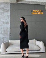 Платье: https://vk.com/ilhom_0999?w=wall-189087004_17436
Размеры S(42-44), M(44-46)