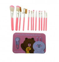 Набор кистей MISSHA 12- Piece Pro Makeup Brush Set в металлической упаковке: Цвет: https://www.kosmetichca.ru/product/nabor-kistey-missha-12-piece-pro-makeup-brush-set-v-metallicheskoy-upakovke/
Набор кистей для макияжа Missha состоит из 12 кистей и железного футляра для удобного хранения. Относится к профессиональной косметике, качество просто на высоте. С помощью набора разнообразных кистей возможно создать праздничный, повседневный макияж, а также сделать контуринг лица.