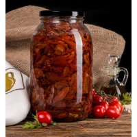 Вяленые томаты, Греция, ст.банка, 3кг: Цвет: https://www.grekoliva.ru/sun-dried-tomatos/354-sun-dried-tomatoes-3000-5201408800222.html
Вяленые томаты - это особая "солнечная" нотка в блюдах средиземноморской кухни. Они прекрасно сочетаются с овощными салатами, пастой, пиццей, рыбой и мясом. Даже обычный кусочек свежего хлеба с вялеными помидорками, пропитанный ароматным маслом, в котором они хранились, зарядит Вас энергией и подарит прекрасное настроение. Состав : томаты - 2.0 кг, растительное масло - 1.0 кг. БЕЗ консервантов. Вес нетто : 3 кг. Вес брутто: 4 кг. Изготовитель : Фирма "E &amp; D Kontos A.E. (S.A.) Адрес: 14th KLM Chalkida-Aliveri Street, Vasiliko, Chalkida, Греция. Хранить в темном, прохладном месте.  