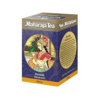 ASSAM HARMUTTY, Maharaja Tea (АССАМ ХАРМАТИ, Махараджа чай), 200 г.: У нас Вы можете купить ASSAM HARMUTTY, Maharaja Tea (АССАМ ХАРМАТИ, Махараджа чай), 200 г. по низкой цене, с доставкой по всей России. Артикул: 8901016201806 Наличие: Есть в наличии Производитель: Maharaja Tea

ОПИСАНИЕ ТОВАРА Черный байховый крупнолистовой чай. Он выращивается в долине Ассама. Климат этой долины оказывает благотворный эффект на качество чайного листа. Чай Хармати очень ароматный и насыщенный. ОБЗОР Долина Ассам известна своим производством чая. Там выращивают и производят больше половины индийского чая, который считается одним из самых качественных и вкусных. Климат, царящий в этой долине и ее осадки оказывают парниковый эффект, который оказывает положительный эффект на чайный лист, повышая его качество. Чай Хармати имеет четкий аромат черного чая, без добавок и излишеств. Его вкус немного терпкий и насыщенный. Он великолепно сочетается с лимоном, сахаром и молоком. Чай имеет приятный янтарно-красный оттенок классического чая, а также классический приятный вкус и особое послевкусие. СПОСОБ ПРИГОТОВЛЕНИЯ Насыпьте немного заварки в чашку или заварник. Исходить стоит из расчета 1 ложка на 200 мл воды. Подождите несколько минут, пока он настоится. СОСТАВ Черный чай 100% * мы стараемся предоставлять только актуальную информацию о продукции. Но иногда обновления могут появляться с задержкой. Дизайн упаковки может отличаться от представленного на сайте. ** не является лекарственным средством