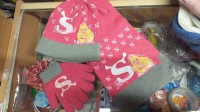 Комплект: Комплект для девочки 3-4 лет.
шапка, перчатки и шарф