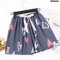 : Цвет: https://vk.com/photo-211100476_457256420
Хлопковые пижамные шорты , невесомая ткань
 размеры 42-44-46-48-50(единый; размер)