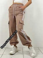 : Цвет: https://vk.com/photo-211100476_457256400
женские брюки 
 хорошее  качество 
 42-44-46-48_50 -52
Ткань Двухнитка