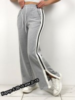 : Цвет: https://vk.com/photo-211100476_457256344
женские  брюки 
 хорошее качество 
 42-44-46-48_50 -52
Ткань Двухнитка