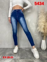 : Цвет: https://vk.com/photo-128729577_457277432
Стильные джинсы Американка 
 Качество 
 Цена опт-штучно 
 Материал стрейч 
 тянутся хорошо 
 В размер 
 Размеры 42,44,46,48,50
 Тц корпус Б 2В-25
