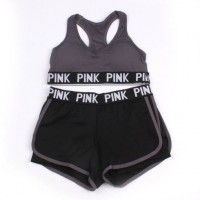 : Цвет: https://vk.com/photo316510796_457413969
новый комплект спортивная одежда Рink 
 Размер единый ( 42.44.46.48) 
 Хороший качество