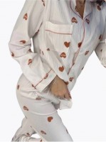 : Цвет: https://vk.com/photo-211100476_457255969
Новые получил пижамы с штаны 
 Ткань в рубчик хорошего качество 
 Размер : 42 - 44 - 46 - 48 - 50 .