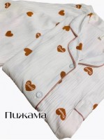 : Цвет: https://vk.com/photo-211100476_457255974
Новые получил пижамы с штаны 
 Ткань в рубчик хорошего качество 
 Размер : 42 - 44 - 46 - 48 - 50 .
