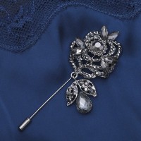 Булавка "Роза" с подвеской, 8,8 см, цвет серый в сером металле: 