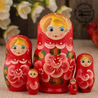 Матрёшка «Цветочки», красное платье, 5 кукольная, 10 см: 