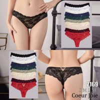 АРТ 2169 ТРУСЫ-СТРИНГИ Coeur Joie .: Цвет: https://kapriz-opt.ru/plavki-couer-joue?product_id=17326
Производитель: Coeur Joie Модель: АРТ 2169 ТРУСЫ-СТРИНГИ Coeur Joie  . Наличие: Есть в наличии

АРТ 2169 ТРУСЫ-СТРИНГИ Coeur Joie  . Арт. 2169 ТРУСЫ-СТРИНГИ  Coeur Joie.  Размер: 42 - 48   Цена: 150 руб. Производитель : Coeur Joie. Трусы-стринги  из нежного кружева    средняя посадка: 6 шт в упаковке одного цвета разных размеров. Размеры:  42-44 (2 шт.) 44-46   (2 шт.)  46-48  (2 шт.)  Цвета  :  БЕЛЫЙ , ЧЕРНЫЙ  ,КРЕМОВЫЙ , СИНИЙ ,  АЙВОРИ(МОЛОЧНЫЙ ), КРАСНЫЙ , ПУДРА , ИЗУМРУД , ГРАФИТ , ОЛИВКОВЫЙ . Состав: 30% Viskosa              40% Poliammide              10% Spandex              20% Cotton ОТПУСКАЮТСЯ УПАКОВКАМИ ПО 6 ШТУК ОДНОГО ЦВЕТА РАЗНОГО РАЗМЕРА