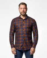 Рубашка HOB y0704: Цвет: http://xn--80abzqel.xn--p1ai/catalog/rubashki/rubashka-hob-y0704/
Комфортная мужская рубашка, приталенный крой, выполнена из теплой и мягкой фланелевой ткани, однослойная ткань с внутренней стороны подкладка из флиса - комфортная ткань, приятная при соприкосновении с телом. Легкая флисовая ткань (микрофлис), этот материал обладает отличными теплоудерживающими свойствами, создает ощущение теплоты и комфорта в холодную погоду. 
Состав: 80% - хлопок, 20% - полиэстер. 
Страна производитель: КНР. 
Сезон: Демисезон - Зима.