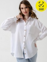 Рубашка: Цвет: Производитель: ТМ Оптима Трикотаж
Пол: ЖЕНСКИЙ
Полотно: текстиль
Состав: хлопок 100%
Возраст: взросл
Женская рубашка из муслина с застёжкой на пуговицы, отложным воротником и длинными рукавами со спущенной линией плеча и манжетами на пуговицах. Рубашка имеет нагрудный карман и фигурную линию низа.
Пол: Женщина
1452 руб. - 46 БЕЛЫЙ 1452 руб. - 50 БЕЛЫЙ
