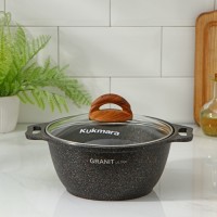 Кастрюля Granit ultra, 2 л, d=22,5 см, h=15,5 см, стеклянная крышка, антипригарное покрытие, цвет коричневый: Цвет: Кастрюля Kukmara изготовлена из литого алюминия и покрыта ультрапрочным антипригарным покрытием Ultra granit. Оно усилено сверхтвёрдыми минералами, близкими по твёрдости алмазу, и продлевает срок службы посуды более чем в 7 раз. Покрытие позволяет использовать при готовке даже металлические кухонные принадлежности.<b>Особенности</b>Толщина стенок и дна составляет 6 мм. Благодаря этому прочное покрытие исключает деформацию корпуса посуды и гарантирует её долговечность.Экологически безопасное антипригарное покрытие не содержит перфтороктановую кислоту (токсическое вещество, канцероген).Тепло равномерно распределяется по всей поверхности посуды.Для приготовления не нужно использовать много жира.Антипригарное покрытие наносится методом напыления, который гарантирует исключительную стойкость покрытия при эксплуатации.Мелкие царапины и небольшие потёртости на поверхности сковороды не влияют на свойства антипригарного покрытия и долговечность посуды.Продукты не пригорают и сохраняют свой вкус.Подходит для всех типов плит, кроме индукционных.Легко моется. Можно очишать в посудомоечной машине.</li></ul>
Минимальное количество товара к заказу: KUKMARA
ЦВЕТ: Россия
