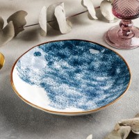Тарелка керамическая глубокая «Море», 400 мл, d=20 см, цвет синий: Цвет: Серия посуды из керамики «Море» имеет оригинальный дизайн, повторяющий волны и морскую пену. Тарелки, миски и блюда придадут изысканный вид вашей сервировке, а гости точно будут в восторге! Посуда универсальна: её можно использовать ежедневно, а также по особенным случаям.Прочные керамические изделия отличаются высоким качеством исполнения и эстетической привлекательностью.Можно использовать в СВЧ и посудомоечной машине.

