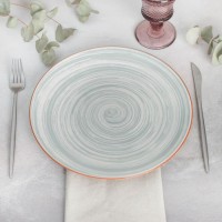 Тарелка керамическая обеденная «Искушение», d=26,5 см, цвет серый: Цвет: Нежные цвета, плавные линии, чёткие контуры слились воедино в серии посуды «Искушение». Эта посуда с оригинальным дизайном будет незаменима на вашей кухне: её можно использовать ежедневно, а также по особенным случаям.Тарелка обеденная изготовлена из прочной керамики. Такие изделия отличаются высоким качеством исполнения и эстетической привлекательностью.Можно использовать в СВЧ и посудомоечной машине.
