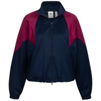 adidas Originals Large Logo Women Jacket GD2383: Цвет: https://www.sportspar.com/adidas-originals-large-logo-women-jacket-gd2383
Brand: adidas Material: 70% polyester (recycled), 30% cotton Lining: 100% (recycled) with stand-up collar Full two-way zip Two side pockets with zip elastic cuffs with breathable mesh lining adjustable hem with drawstring straight hem regular fit pleasant wearing comfort NEW, with tags &amp; original packaging