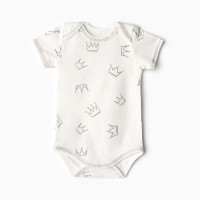 Боди Bloom Baby Короны с кор. рукавом, р. 62 см, молочный: Цвет: https://goods-photos.static1-sima-land.com/items/7609038/0/700-nw.jpg?v=1697161332;https://goods-photos.static1-sima-land.com/items/7609038/1/700-nw.jpg?v=1697161390;https://goods-photos.static1-sima-land.com/items/7609038/2/700-nw.jpg?v=1697161380;https://goods-photos.static1-sima-land.com/items/7609038/3/700-nw.jpg?v=1697161349;https://goods-photos.static1-sima-land.com/items/7609038/4/700-nw.jpg?v=1697161345;https://goods-photos.static1-sima-land.com/items/7609038/5/700-nw.jpg?v=1697161445;
