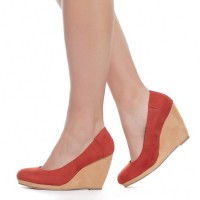 CLAUDIA GHIZZANI® Women Wedge Heel wedge heel Pumps 2.873008 6321: Цвет: Brand: CLAUDIA GHIZZANI® Upper: polyester (imitation suede) Inner material: synthetic Outsole: rubber Stable wedge heel Heel height: 10.5 cm soft faux suede soft insole optimal fit NEW, in box and original packaging
https://www.sportspar.com/claudia-ghizzani-women-wedge-heel-wedge-heel-pumps-2.873008-6321