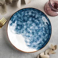 Тарелка керамическая десертная «Море», d=20 см, цвет синий: Цвет: Серия посуды из керамики «Море» имеет оригинальный дизайн, повторяющий волны и морскую пену. Тарелки, миски и блюда придадут изысканный вид вашей сервировке, а гости точно будут в восторге! Посуда универсальна: её можно использовать ежедневно, а также по особенным случаям.Прочные керамические изделия отличаются высоким качеством исполнения и эстетической привлекательностью.Можно использовать в СВЧ и посудомоечной машине.
: Китай
