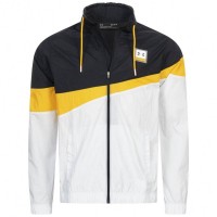 Under Armour Full Zip Men Jacket 1366219-014: Цвет: https://www.sportspar.com/under-armour-full-zip-men-jacket-1366219-014
Brand: Under Armour Material 100% nylon Brand logo and lettering on the left chest elastic, ribbed cuffs and hem full-length zipper Light stand-up collar with drawstring two side pockets with zippers regular fit pleasant wearing comfort NEW, with label and original packaging