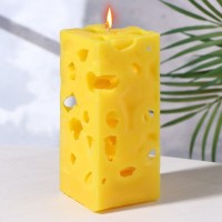 Свеча ароматическая декоративная "Ажурная", желтый, 6х6х12 см, дыня: 