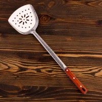 Шумовка-лопатка для казана узбекская 45см, ширина 14см, с деревянной ручкой: 