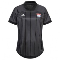 Olympique Lyonnais adidas Women Away Jersey FI2868: Цвет: Brand: adidas Material: 100% polyester (of which 49% is recycled) Brand logo on the right chest Club logo on the left chest classic adidas stripes on the sides AeroReady - Moisture is absorbed super-fast for a pleasantly dry and cool wearing comfort more elastic V-neck Short sleeve elastic cuffs rounded hem extended back part All-over stripe pattern pleasant wearing comfort NEW, with tags &amp; original packaging
https://www.sportspar.com/olympique-lyonnais-adidas-women-away-jersey-fi2868