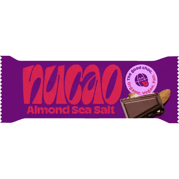 Nucao Bio Schokoladen-Riegel Almond Sea Salt: Цвет: Produktbeschreibung und details nucao Almond Sea Salt bringt einfach alles zusammen Er ist ein bisschen crunchy ein bisschen salzig und vor allem Mmmmhh Knackige Mandeln eine Prise Sea Salt umhllt von leckerster ZartbitterSchokolade Du glaubst das geht nicht zusammen Doch nucao Almond Sea Salt ist der schokoladige Beweis dafr Noch nie war es so lecker das Richtige zu tun Denn alle nucaoProdukte sind bio vegan und mit FairtradeKakao Noch dazu untersttzt du mit jedem nucao das BillionTreeProject mit Aufforstungsprojekten in Madagaskar und Nepal Ach und Plastik suchst du in der Verpackung vergebens Fhlt sich gut an oder Ist es auch Lebensmittelunternehmer Name the nu company GmbH Adresse Naumburger Strae   Leipzig wwwthenucompanycom Bio Zertifikat CHBIO UrsprungslandHerkunftsort EUNichtEULandwirtschaft Testurteile Qualittssiegel ampamp Verbandszeichen Rechtlich vorgeschriebene Produktbezeichnung BioZartbitterschokoladenriegel mit Mandeln und Meersalz Zutaten Kakaomasse Rbenzucker Kakaobutter gehackte MANDELN   gemahlene HASELNSSE  Meersalz Bourbon Vanilleextrakt Kann Spuren von MILCH enthalten aus kontrolliert biologischem Anbau Nhrwerte Durchschnittliche Nhrwertangaben pro  g Energie  kj   kcal Fett  g davon  gesttigte Fettsuren  g Kohlenhydrate  g davon  Zucker  g Ballaststoffe  g Eiwei  g Salz  g Gebrauch Aufbewahrung und Verwendung Aufbewahrungs und Verwendungsbedingungen Khl und trocken lagern
https://www.rossmann.de/de/lebensmittel-nucao-bio-schokoladen-riegel-almond-sea-salt/p/4262378220008