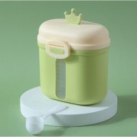Контейнер для хранения детского питания «Корона», 360 гр., цвет зеленый: Цвет: Ищете идеальное решение для хранения детского питания, которое было бы безопасным, удобным и эстетичным? Представляем вам наши контейнеры для хранения детского питания - незаменимые помощники в заботе о питании вашего малыша!</p>Почему наши контейнеры - лучший выбор:</p><ol><li>Безопасные материалы: Мы придаем высшее значение здоровью вашего ребенка, поэтому наши контейнеры изготовлены из безопасных материалов, не содержащих вредных веществ. Вы можете быть уверены, что ваш малыш будет питаться из контейнеров, которые соответствуют самым высоким стандартам качества и безопасности.</li><li>Мерная ложечка в комплекте: В каждом контейнере идет в комплекте мерная ложечка, что облегчает подачу пищи вашему ребенку.</li></ol>
: Mum&Baby
: Китай
