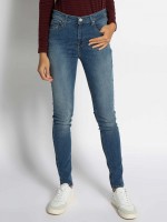 LTB Amy Jeans , blau: Цвет: https://www.dress-for-less.de/ltb-amy-jeans-blau/A0062812.html
Прибаляем цифру 6 к размеру в цифрах для получения российского размера