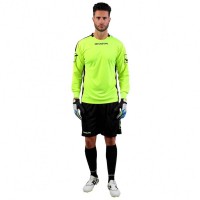 Givova Kit Hyguana Goalkeeper Kit 2-piece KITP009-1910: Цвет: Brand: Givova Material: 100% polyester Set consisting of Jersey and Shorts Brand logo over the center of the chest, both sleeves and the trouser legs Round neckline with elastic, ribbed insert Long-sleeved elastic, ribbed cuffs Padding on the sleeves and the sides of the trousers elastic waistband with internal drawstring Breathable mesh insert in the crotch area for optimal air circulation elastic material comfortable to wear NEW, with label &amp; original packaging
https://www.sportspar.com/givova-kit-hyguana-goalkeeper-kit-2-piece-kitp009-1910