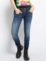 LTB Julita X Jeans , blau: Цвет: https://www.dress-for-less.de/ltb-julita-x-jeans-blau/A0059994.html
Прибаляем цифру 6 к размеру в цифрах для получения российского размера