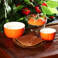 Набор для чайной церемонии керамический «Тыква», 5 предметов: гайвань 200 мл, малая чаша 60 мл, большая чаша 210 мл, тряпка, сумка, посуда для Хэллоуина, цвет оранжевый: Цвет: В культуре китайского чаепития равнозначны содержание и форма — вкусовые качества напитка и мельчайшие детали антуража. Особенную роль в древней традиции играет с изяществом подобранная посуда.</p>Набор для чайной церемонии керамический «Тыква», 5 предметов: гайвань 200 мл, малая чаша 60 мл, большая чаша 210 мл, тряпка, сумка, посуда для Хэллоуина, цвет оранжевый включает изделия из качественной керамики оригинальной формы, каждое из которых украшено в технике деколь, в восточной манере. Набор для чайной церемонии упакован в компактный и удобный кейс, он станет чудесным подарком друзьям и коллегам. Изящное сочетание знаковых цветов выделяет набор из богатого ассортимента подобных комплектов.</p>Пришло время устроить традиционное чаепитие по всем правилам!</p>
: Китай
