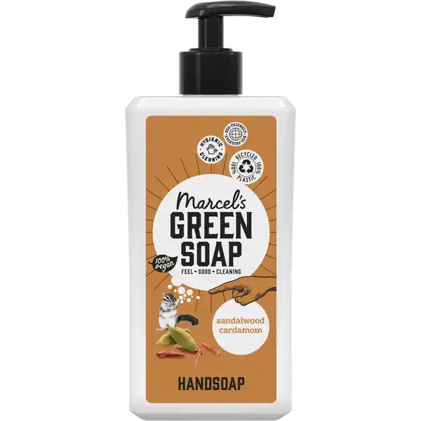 Marcel's Green Soap Handseife Sandelholz & Kardamon: Цвет: Produktbeschreibung und details Marcels Handseife wird mit hautfreundlichen Inhaltsstoffen hergestellt Es enthlt pflanzliches Glycerin fr Feuchtigkeit und Geschmeidigkeit Dieses Produkt ist zu mindestens   biologisch abbaubar   vegan und die Flaschen bestehen zu   aus recyceltem Kunststoff Mit Marcels Green Soap fhlen sich Ihre Hnde sauber mit Feuchtigkeit versorgt an und riechen gut Seien Sie besser vorbereitet denn Sie sind nur  oder  Hndedrucke von dieser Person entfernt die Sie bewundern Kontaktdaten The Green Soap Company Eindenhoutstraat   ML Haarlem  Niederlande wwwmarcelsgreensoapcom  Gebrauch Aufbewahrung und Verwendung Aufbewahrungs und Verwendungsbedingungen Bei Raumtemperatur lagern Inhaltsstoffe Aqua Sodium Laureth Sulfate Sodium Chloride Glycerin Cocamidopropyl Betaine Sodium Benzoate Parfum Limonene Linalool
https://www.rossmann.de/de/pflege-und-duft-marcels-green-soap-handseife-sandelholz-und-kardamon/p/8719189416442