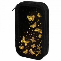 Пенал ЮНЛАНДИЯ, 2 отделения, ламинированный картон, конгрев, 19х11 см, "Golden", 273495: Цвет: Пенал ЮНЛАНДИЯ идеально подходит для хранения ручек, карандашей и прочих канцелярских товаров. Удобная молния с металлическим бегунком с трех сторон. Прочные резинки для размещения до 28 предметов внутри.
: ЮНЛАНДИЯ
: Россия
: Школа
: Пеналы
: Пеналы каркасные
Материал пенала – ламинированный картон с цветной печатью, ярким дизайном и объемным рисунком – конгревом. Основа пенала – плотный картон, обшитый тканью по краям, с тканевым торцом. Такая конструкция отличается износостойкостью и прочностью, поможет защитить канцелярские принадлежности от повреждений.Внутри пенала – два отделения, на каждой створке которых прочно пришиты резинки для канцелярских принадлежностей, внутренняя часть выполнена из картона с глянцевой ламинацией с узором.Пенал имеет стандартный размер 19х11 см, что позволяет легко размещать его в ранце, рюкзаке или сумке. Хорошая наполняемость пенала дает возможность держать все необходимые для уроков канцтовары в порядке, в одном месте.Пенал упакован в ПЭТ-пакет с европодвесом, что защищает его от повреждений во время транспортировки, а также помогает разместить его в торговом зале с удобством для покупателей.
