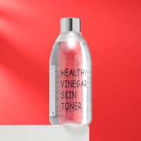 Тонер для лица "REALSKIN" Healthy vinegar skin toner, яблоко, 300 мл: Цвет: Тонеры имеют pH-баланс 5,5, который схож с pH здоровой кожи, благодаря чему средство не вызывает раздражений и не повреждает липидный барьер кожи, подходит даже для чувствительной. Тонер питает и увлажняет кожу, оздоравливает её день за днём. Кроме того, тонер способствует отшелушиванию омертвевших клеток, благодаря чему поверхность кожи становится более гладкой, улучшается цвет лица. Уходовые средства, которые наносятся сразу после тонера, максимально глубоко проникают в кожу и оказывают более выраженное воздействие. Способ применения: Нанести небольшое количество тонера с помощью ватного диска или кончиков пальцев на очищенную кожу лица и шеи, избегая зоны вокруг глаз, дать впитаться.
: REALSKIN
: Корея
