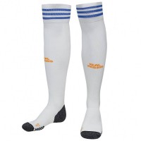 Real Madrid CF adidas Home Football Socks GM6795: Цвет: Brand: adidas Materials: 84% polyester (Recycled), 11% cotton, 5% elastane Brand logo on the shin "Real Madrid CF" lettering on the calf AeroReady - Moisture is absorbed super-fast for a pleasantly dry and cool wearing comfort Formotion - 3D constructions ensure a perfect fit and freedom of movement Primegreen - high-performance fabric made from at least 50% recycled materials pleasantly light cushioning knitted in anatomically shaped toe box for the best possible comfort Midfoot support provides additional support and improved fit ergonomic fit Reinforcements in key ankle, arch and toe areas knee length elastic ribbed waistband pleasant wearing comfort NEW, with tags &amp; original packaging
https://www.sportspar.com/real-madrid-cf-adidas-home-football-socks-gm6795